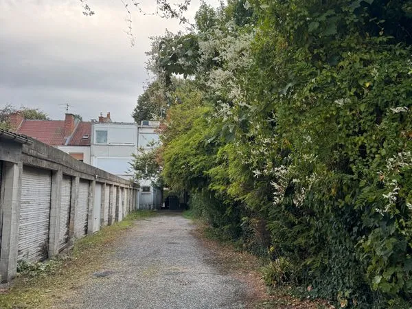 Garage à louer