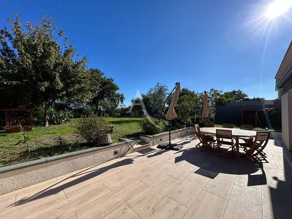 Maison 5 pièces 120 m²