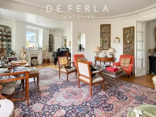Wagram - Appartement familial avec tout le charme de l'ancien