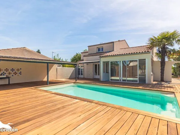 Villa 7 pièces 175 m²