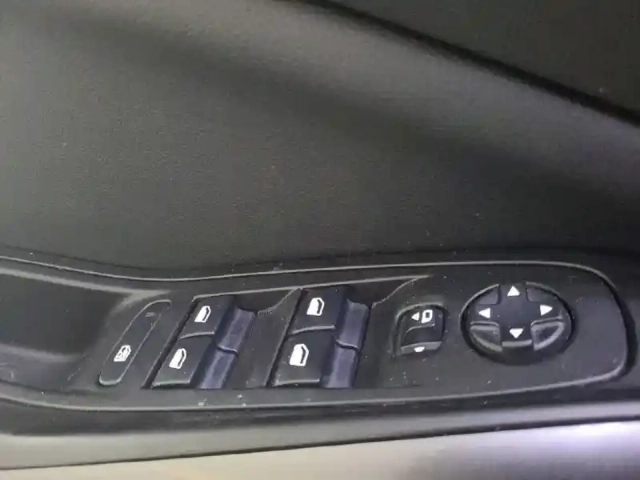 Opel Grandland X hybrid4 300 ch awd bva8 — photo 32