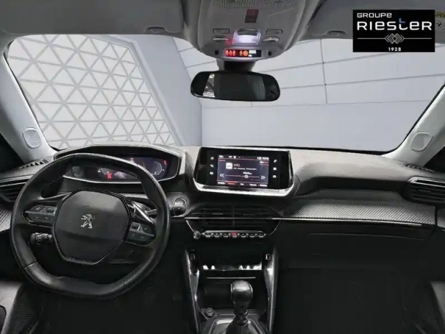 Peugeot 2008 puretech 100 s&amp;s bvm6 — photo 29
