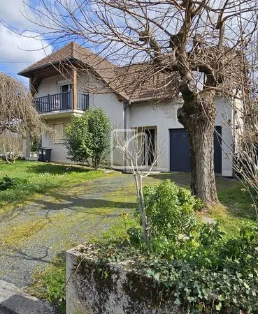 Propriété 9 pièces 164 m²