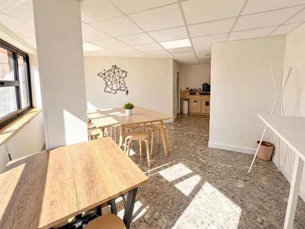 Bureaux 1 pièce 57 m²