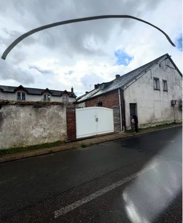 Grande Maison à vendre avec locaux commerciaux