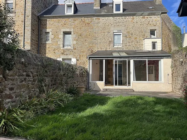 Maison de ville sur 152m2 de terrain