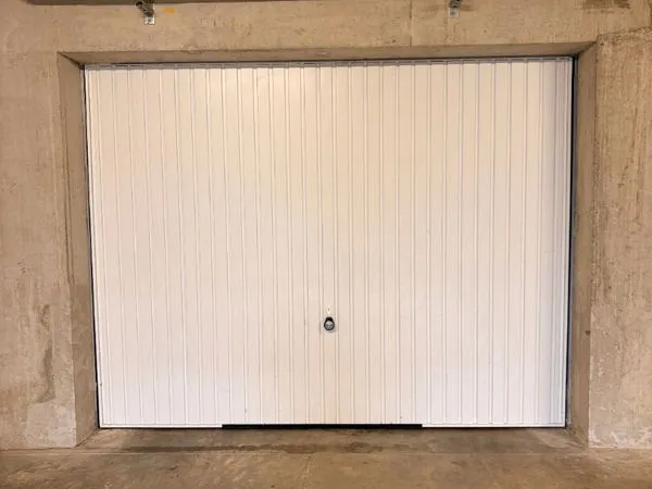 Parking/box 15 m² VALENCE