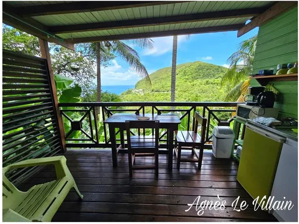 Propriété de 4 Gites Vue Mer + Piscine