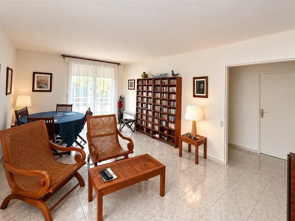 Appartement T4 avec balcon et garage