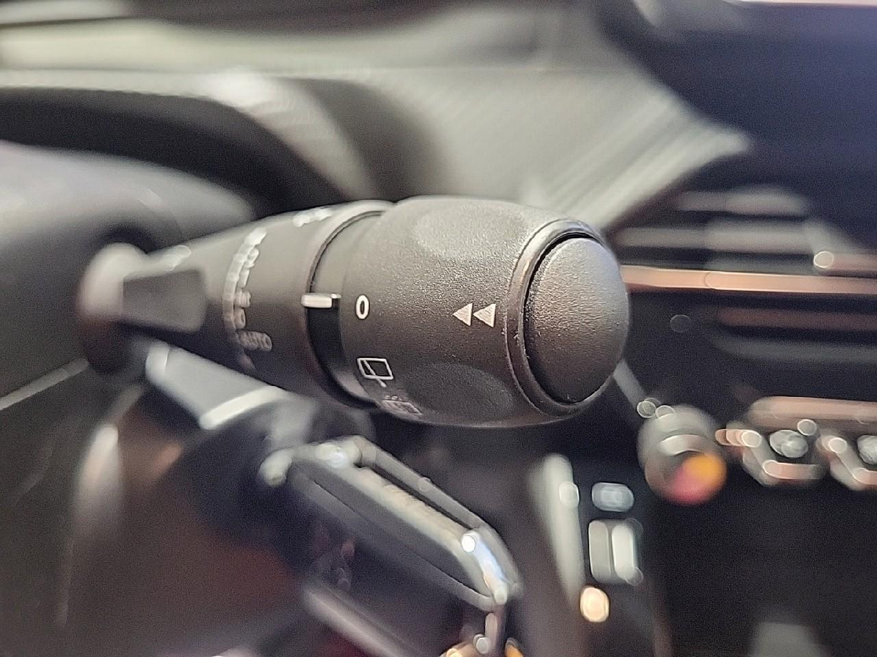 Peugeot 2008 puretech 100 s&s bvm6 style — photo 21