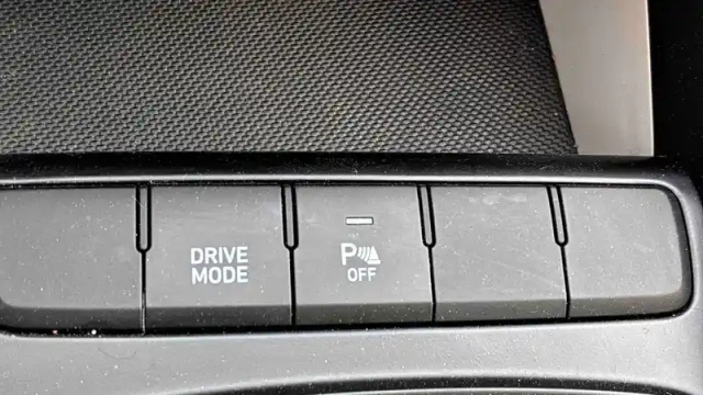 Hyundai I20 1.0 t-gdi 100 dct-7 hybrid 48v — photo 22