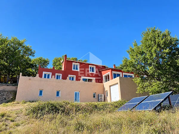 Maison 15 pièces 350 m²