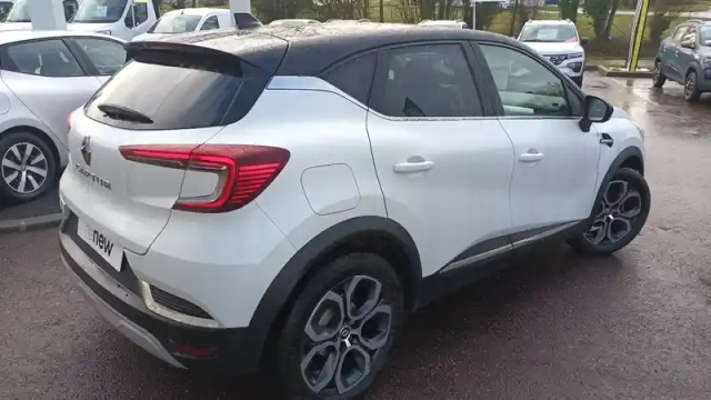 Renault Captur tce 90 ch — photo 3