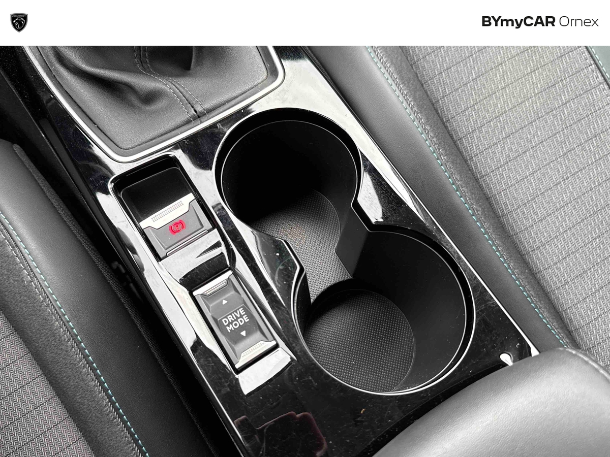 Peugeot 208 PureTech 100 S&amp;S BVM6 — photo 36