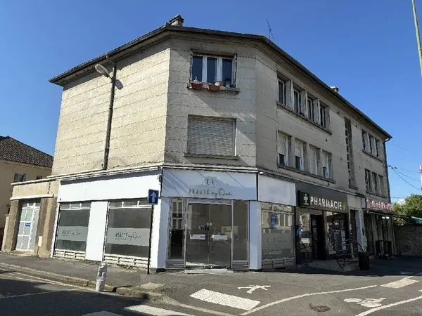 Local commercial 2 pièces 43 m²
