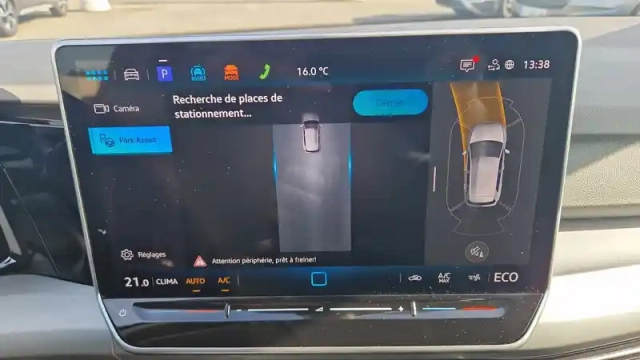 Volkswagen Golf 1.5 ehybrid 204 dsg6 — photo 28