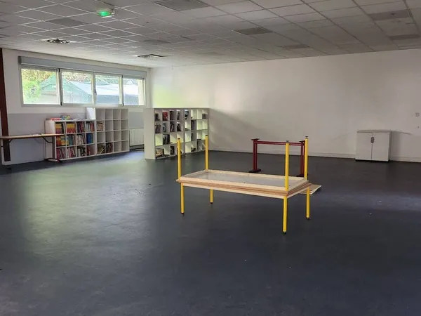 Bureau 800 m²