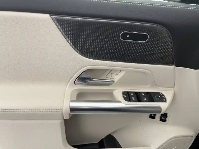 Mercedes Gla 250 e 8g-dct — photo 29