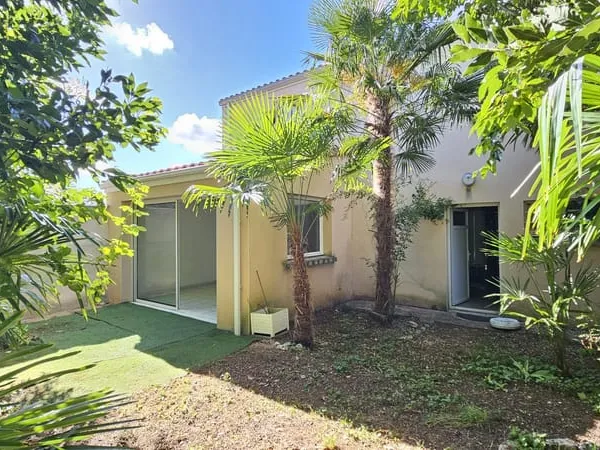 PAVILLON 4 CHAMBRES NIORT CENTRE PROCHE DE TOUTES LES COMMODITES