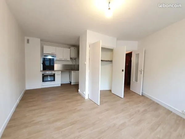 Appartement 1 pièce 28 m²