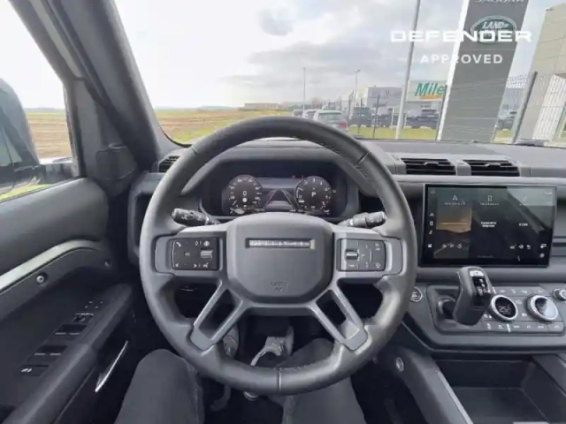 Land Rover Defender 110 2.0 p300e x-dynamic hse — photo 7