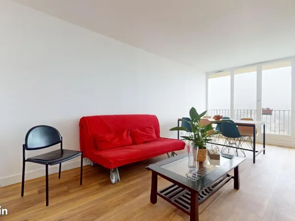 Chambre 5 pièces 101 m²