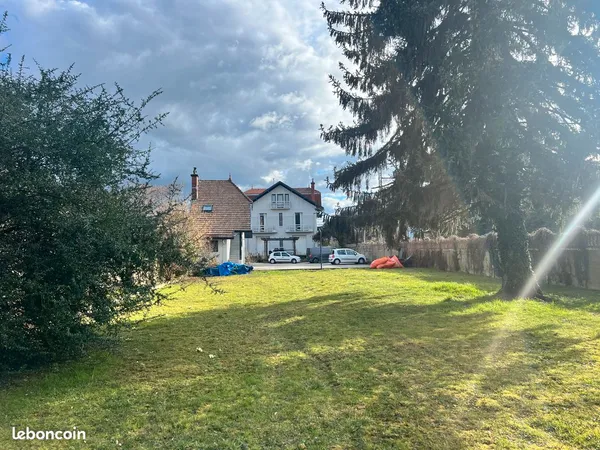 T2 DUPLEX AIX LES BAINS avec jardin commun