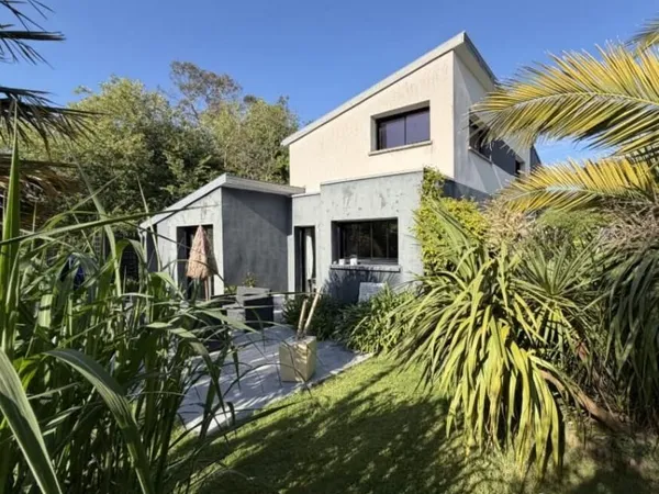 Maison 5 pièces 103 m²