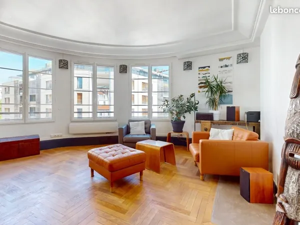 Appartement de caractère 111 m² - Quartier Jean Macé - 4ème étage