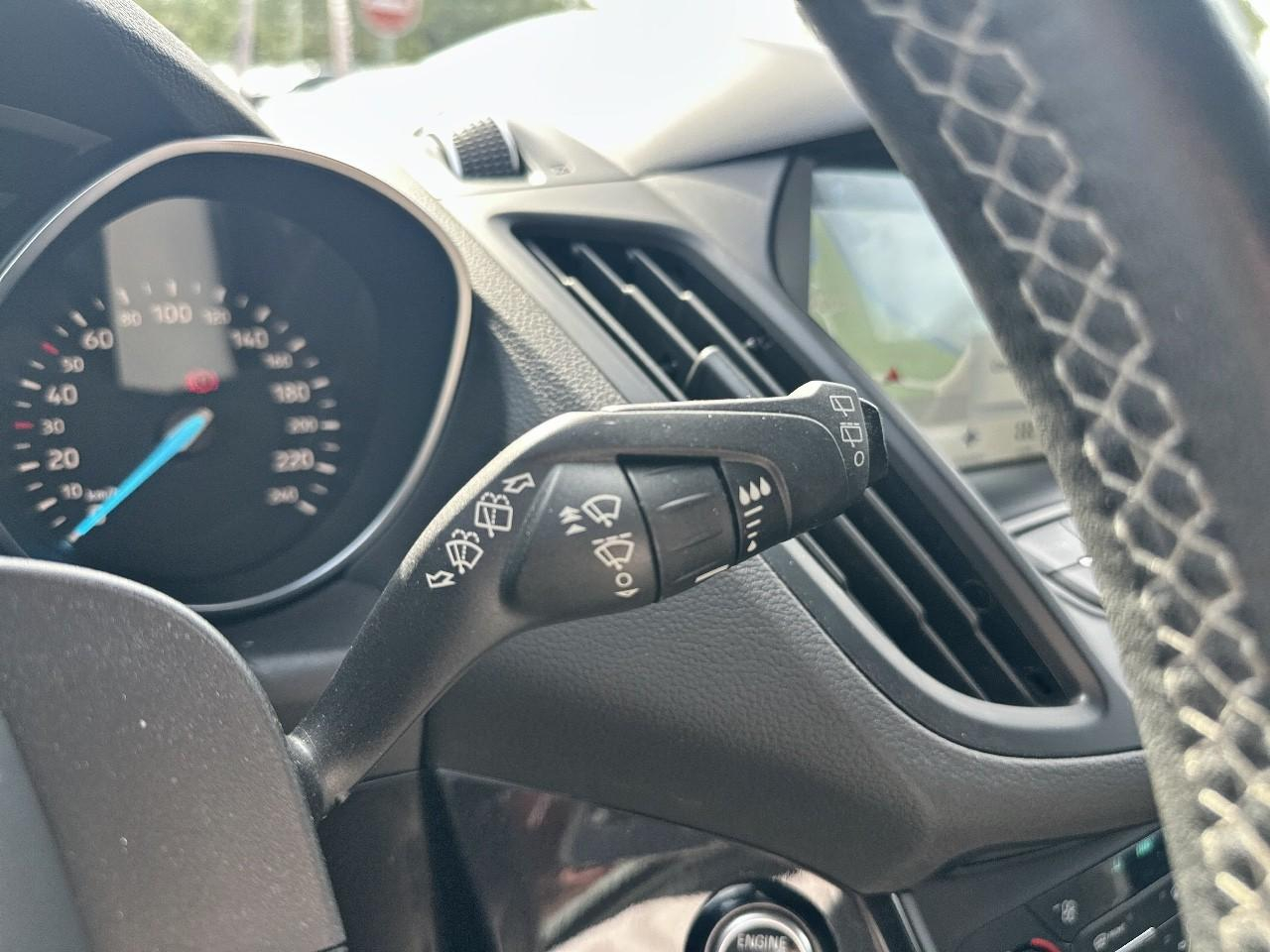 Ford Kuga 1.5 ecoboost 182ch stop&start st-line 4x4 bva — photo 33
