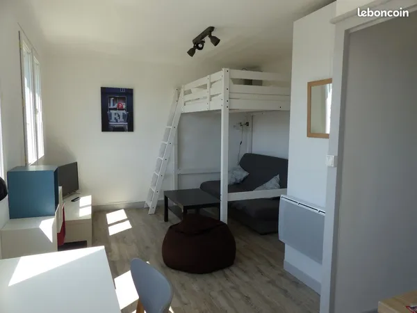 Studio au pied du tram
