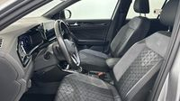 Volkswagen T-Roc 1.5 TSI EVO 150ch R-Line DSG7 — photo 12