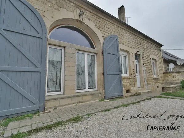 LEUILLY SOUS COUCY (02)- 160m2-Maison en pierre à vendre 7 pièces - 6 chambres dont une suite parent