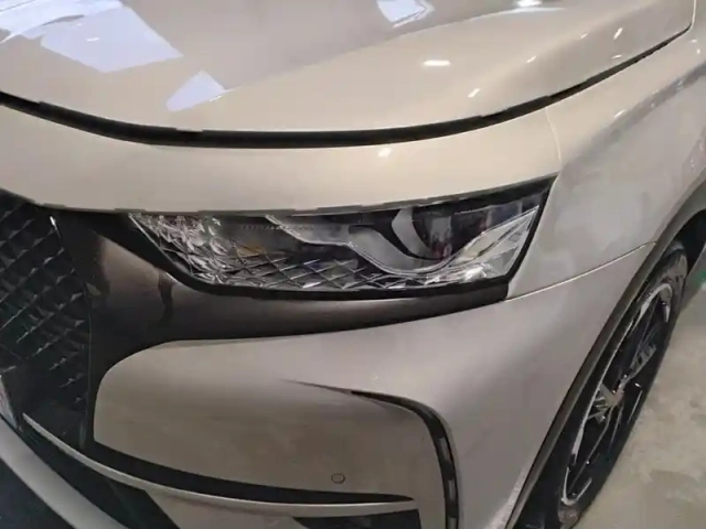 Ds Ds 7 ds7 crossback hybride e-tense 225 eat8 performance line — photo 14