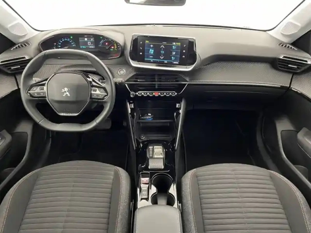 Peugeot 208 electrique 50 kwh 136ch — photo 29