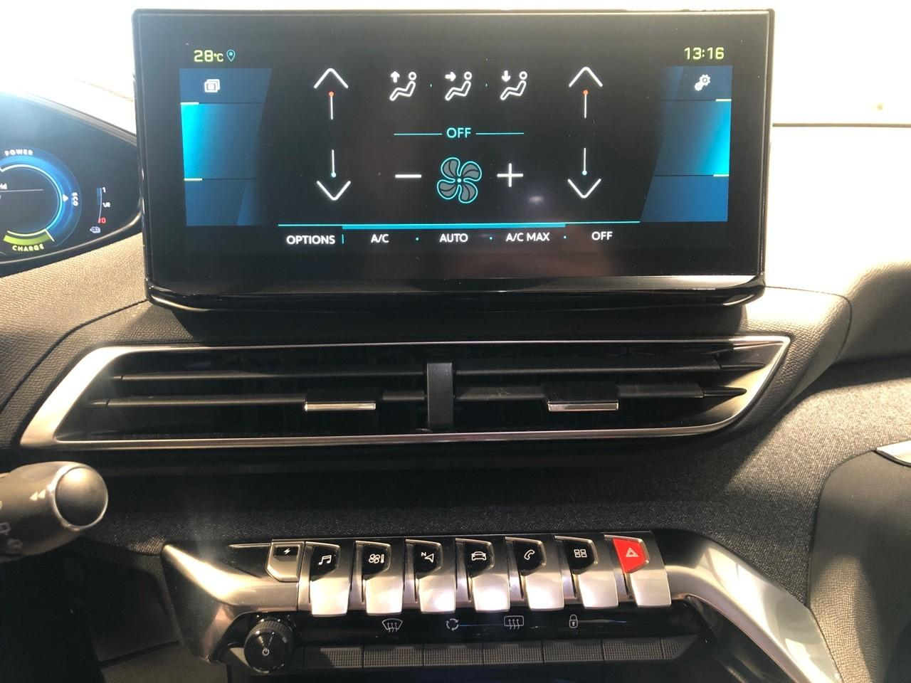 Peugeot 3008 hybrid 225 e-eat8 allure pack — photo 19