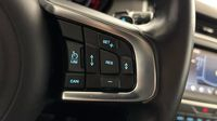 Jaguar E-Pace 2.0D 180ch HSE AWD BVA9 — photo 25
