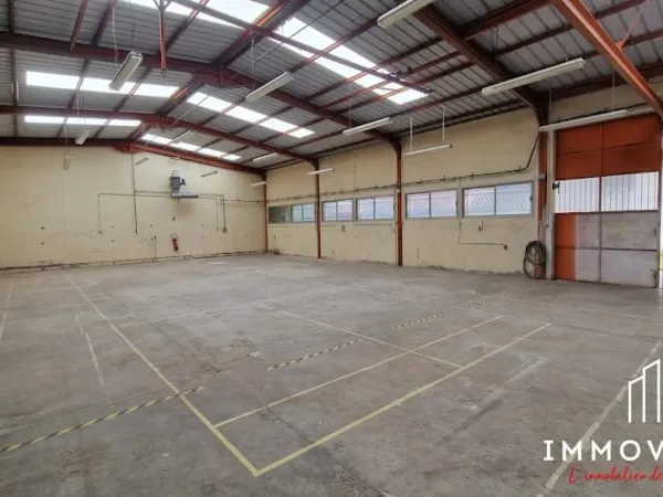 Local 625 m²