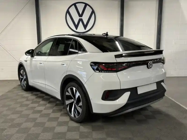 Volkswagen Id.5 204ch pro performance 77 kwh — photo 4