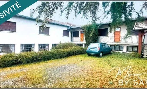Local commercial 552 m²