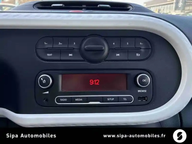 Renault Twingo iii 1.0 sce 70 e6c — photo 23