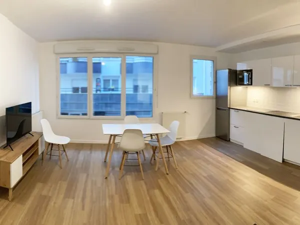Clichy - T3 meublé 59 m² - métro 14 à 5 min - 2 chambres doubles