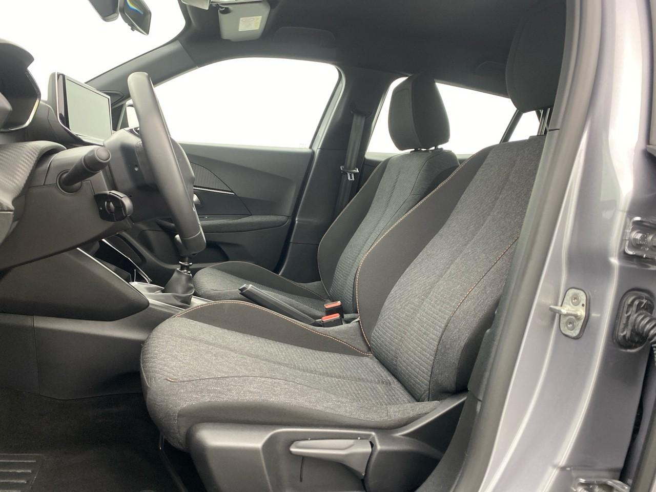 Peugeot 2008 100 s&s bvm6 style — photo 9