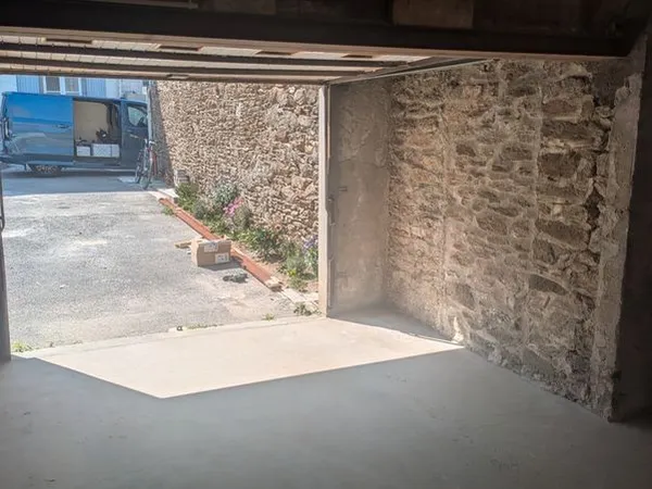 Box / garage à louer