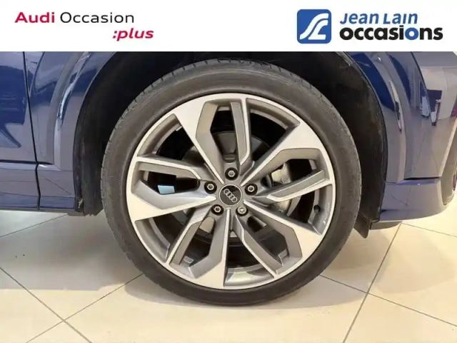Audi Q2 35 tfsi 150 s tronic 7 — photo 9