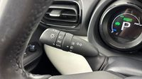 Toyota Yaris 116h Iconic 5p MY22 — photo 26