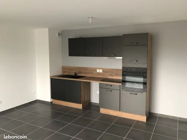 Location T3 - 66 m2 - balcon 9m2 - garage double - résidence Vertiges - Vetraz Monthoux