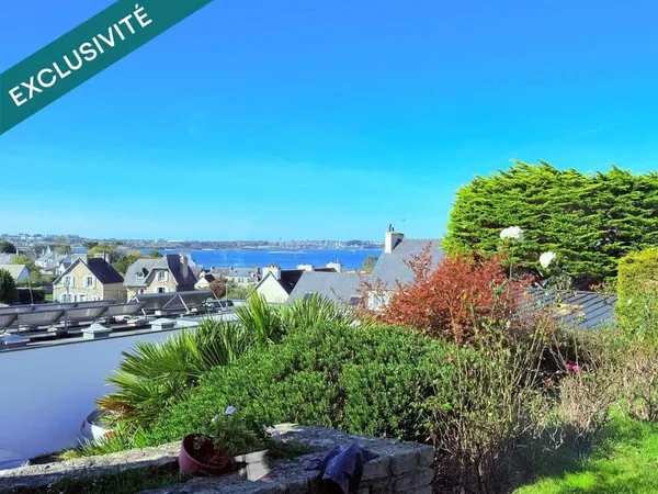 Maison 8 pièces 242 m²