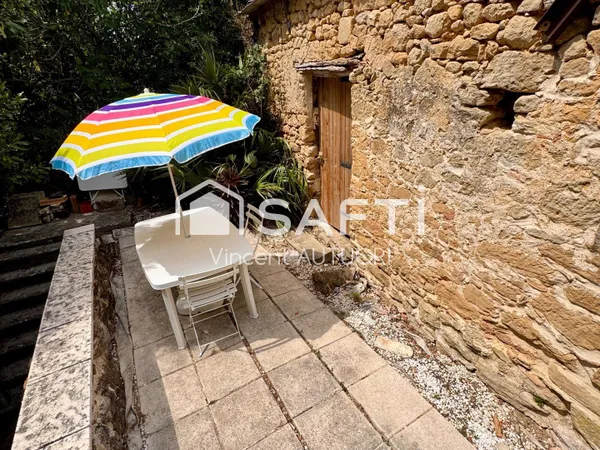 Maison de village T3, au calme avec jardin non attenant