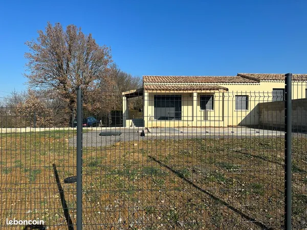 Location à l 'année